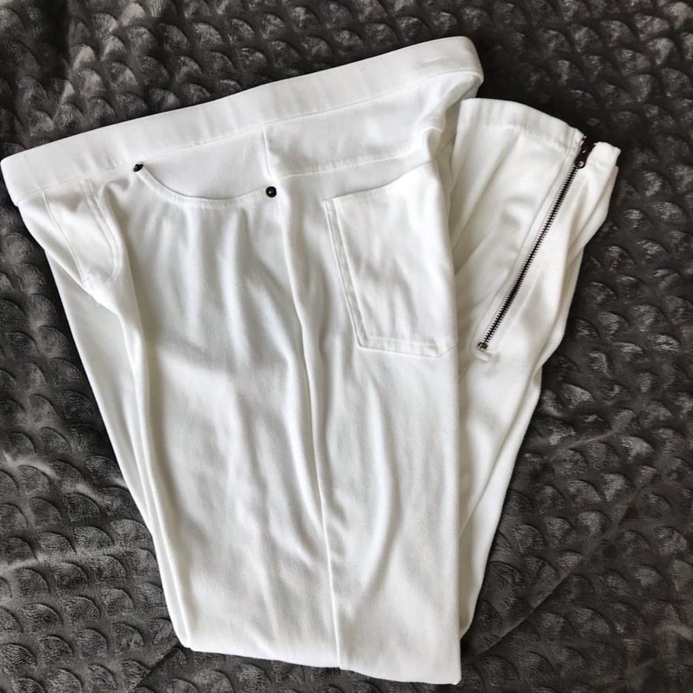 HUE Leggings